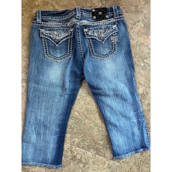 Miss Me Easy Capri, denim, Women's size 30 - Picture 4 of 6